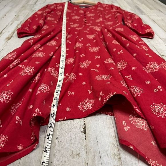 Skies are Blue Handkerchief Hem Red Floral 3/4 Sleeve V-Neck Shirt Dress Size 8​ - Picture 7 of 11
